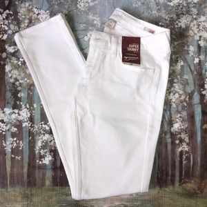 White Skinny Jeans